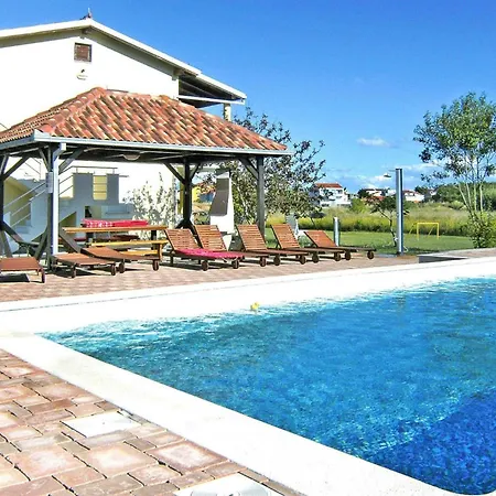 Apartments Lug Privlaka With Pool Exterior photo