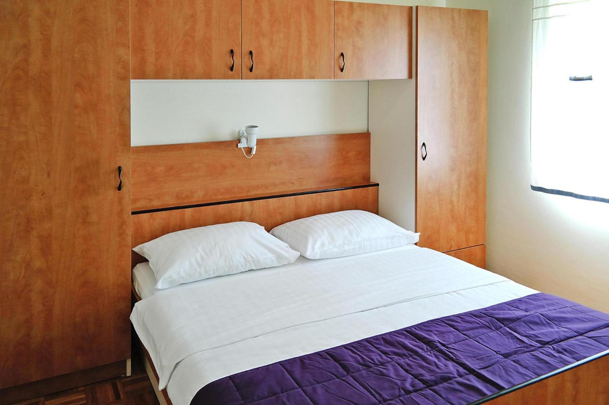Lug Privlaka With Pool Appartement Privlaka (Zadar)